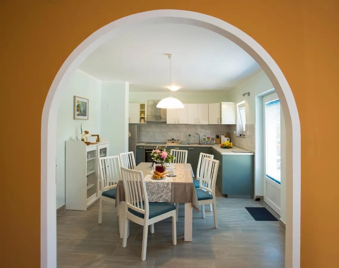 Apartment Apartman Lori Kastav